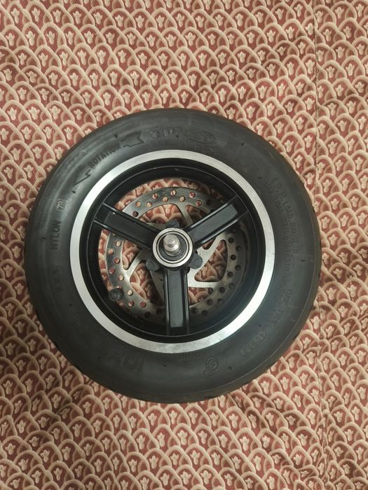 Гума с джанта за ел тротинетка