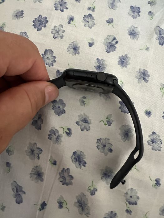 Apple watch Seria 8 de 45mm, ca nou