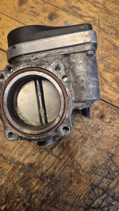 Дроселова Клапа за БМВ Е46 Е90 Е81 Е87