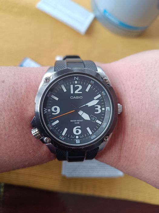 Часовник Casio MTF-E001