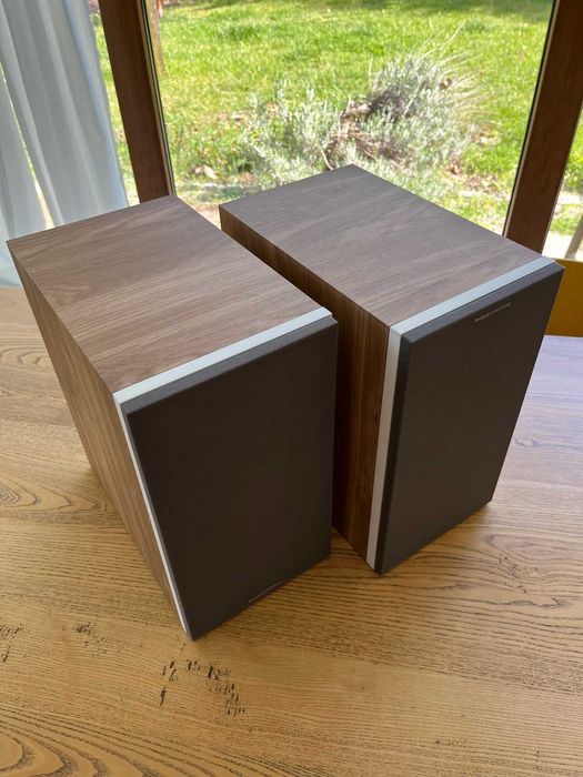 Bowers & Wilkins 606 S2 Anniversary Edition