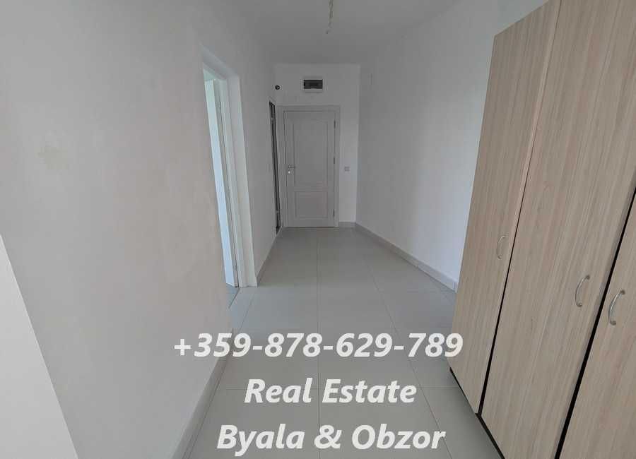 Просторен двустаен апоартамент с 2 бани и с голяма тераса