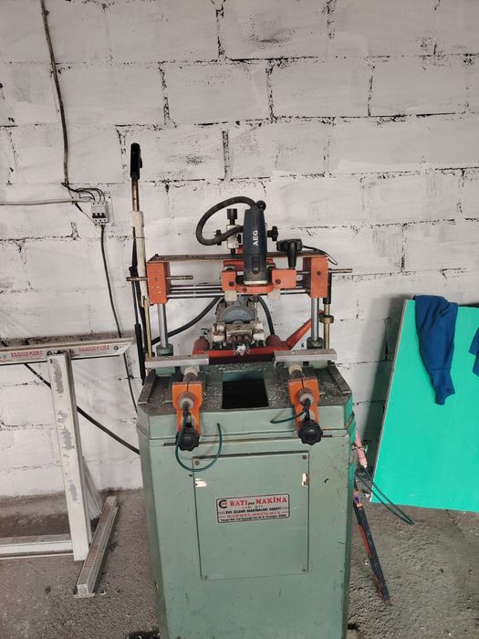 Аппарат для производства пластиковых окон