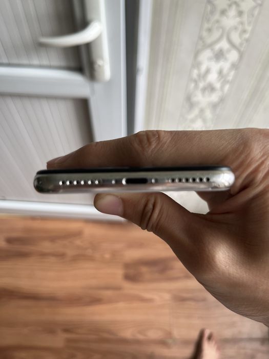 Продаю айфон Х 256 гб