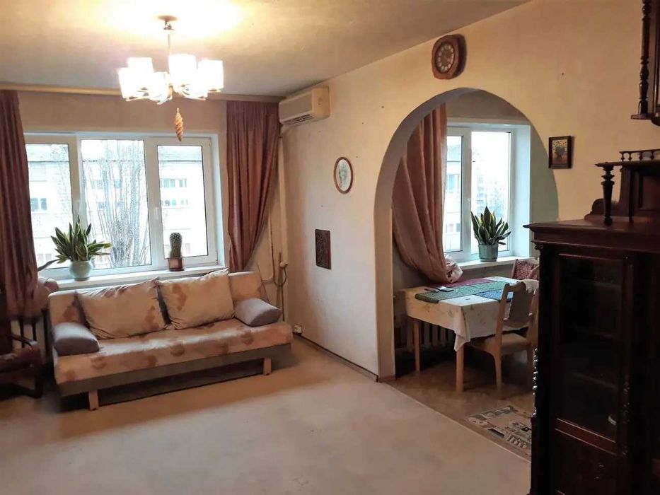 Дава се под наем Двустаен апартамент в София, Хиподрума - 60 кв.м за 500 € - Снимка #1