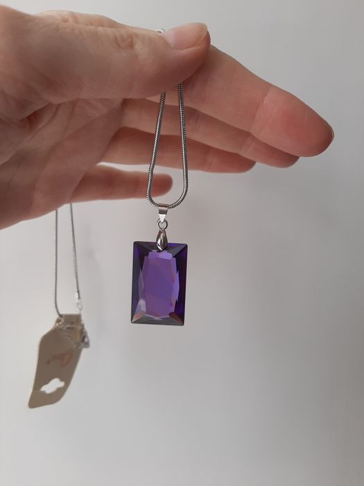 Продам цепь с подвеской Swarovski!