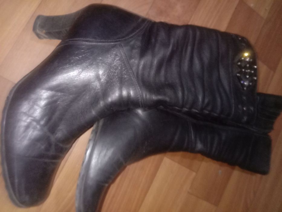 Отдам полусапожки 36 36р