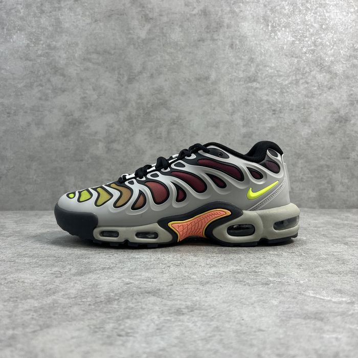 Nike Air Max Plus DRIFT Light Silver- 44