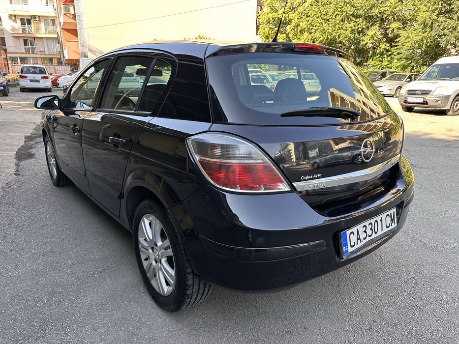 Opel Astra  1.9 Cdti Cosmo