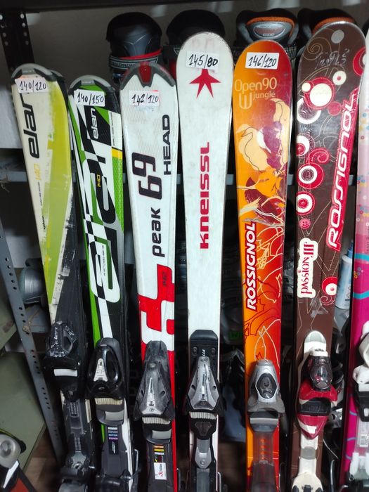 Ски и ски обувки втора