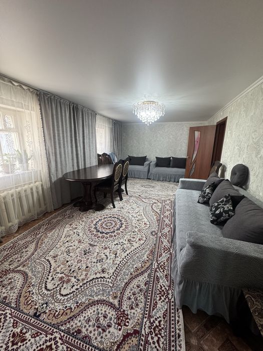 Үй сатылады 4 бөлмелі