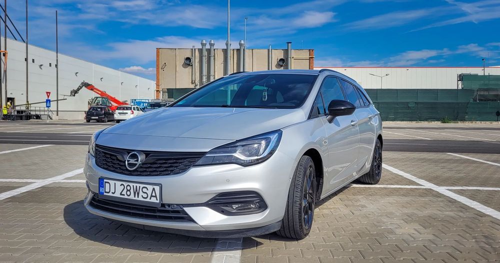 Opel Astra Opel Astra K 2021 Sports Tourer – Configurație Rară: Scaune Ventilate