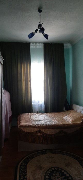 3 xonali  dom sotiladi