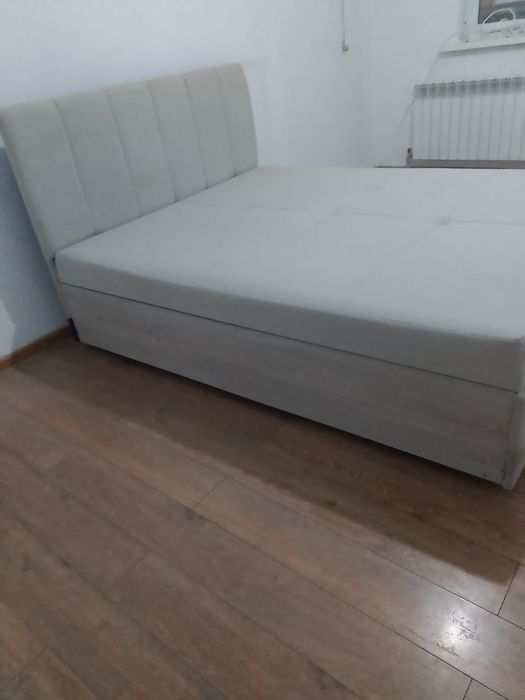 Двухспальная кравать