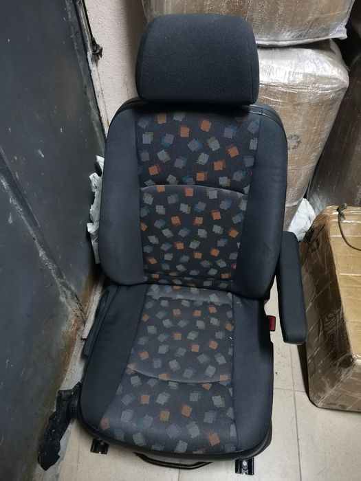 Седалка от Mercedes Vito