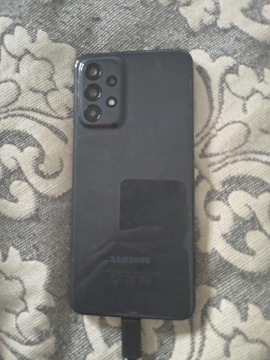 Samsung A23 в хорошем состоянии