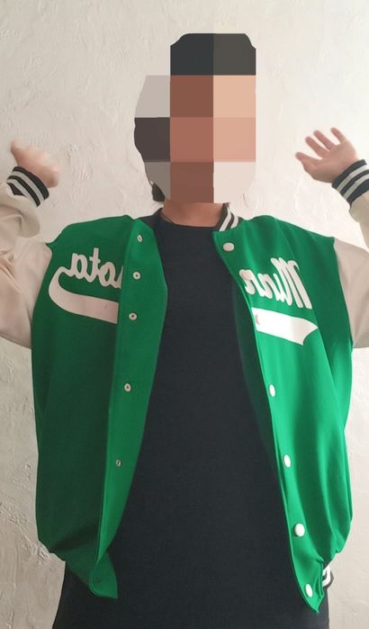 . Продам  бомбер .