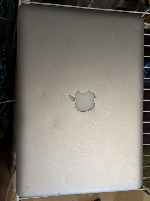 MacBook pro 13 inch