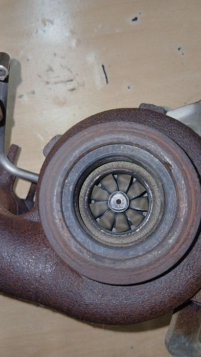Turbina Turbo 2.0 TDI BMM BMP 140 Cp Passat Golf Touran Caddy Octavia