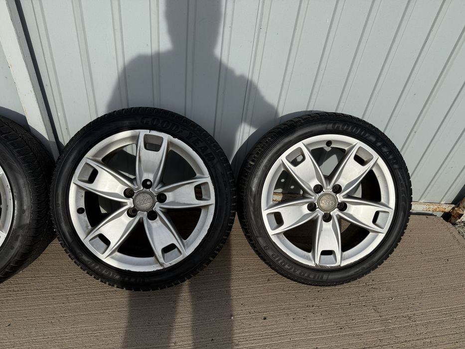 Jante aliaj AUDI A3 r17 cu anvelope iarna!!!