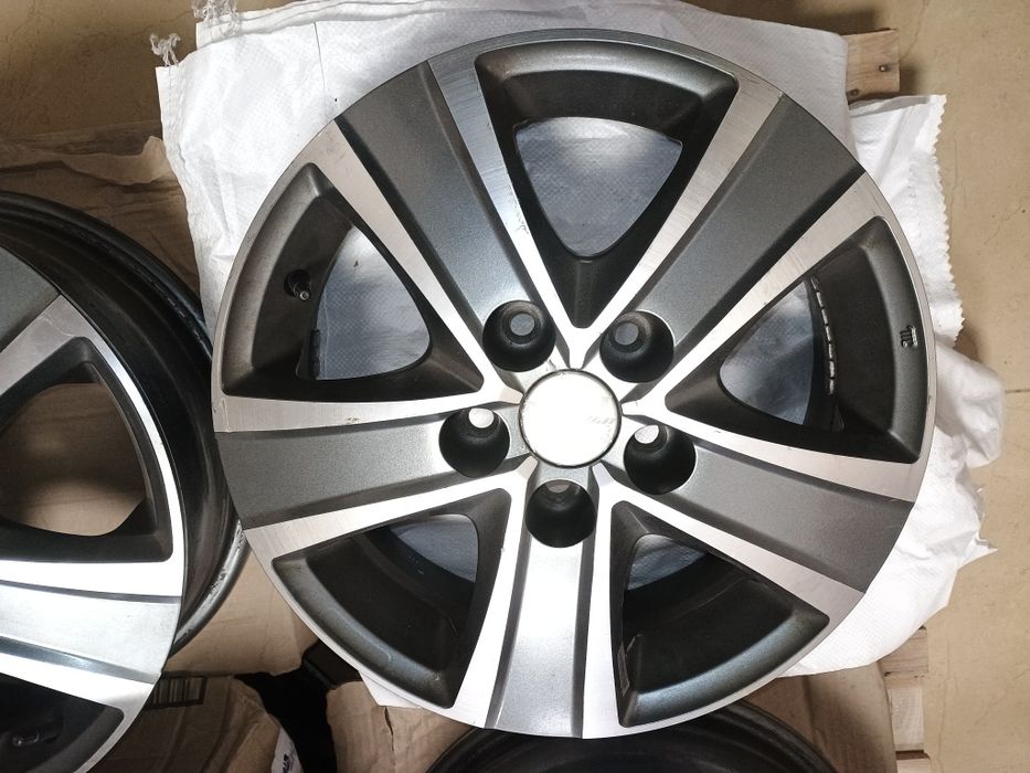 Джанти за бус, джип, 16 5x114.3  Рено Трафик, Опел Виваро, Нисан