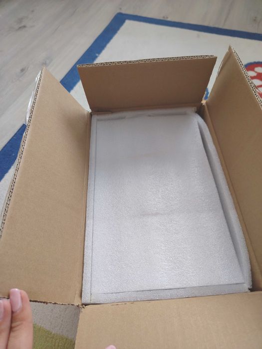 Преносим кислороден концентратор Varon, 30,5% концентрация, 3L/min