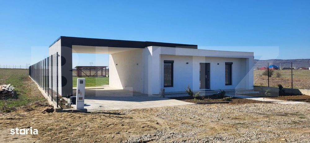 Casa individuala Osorhei cu filigorie si gard imprejmuire
