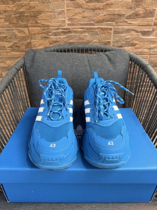Balenciaga x Adidas Triple S 100% оригинални обувки