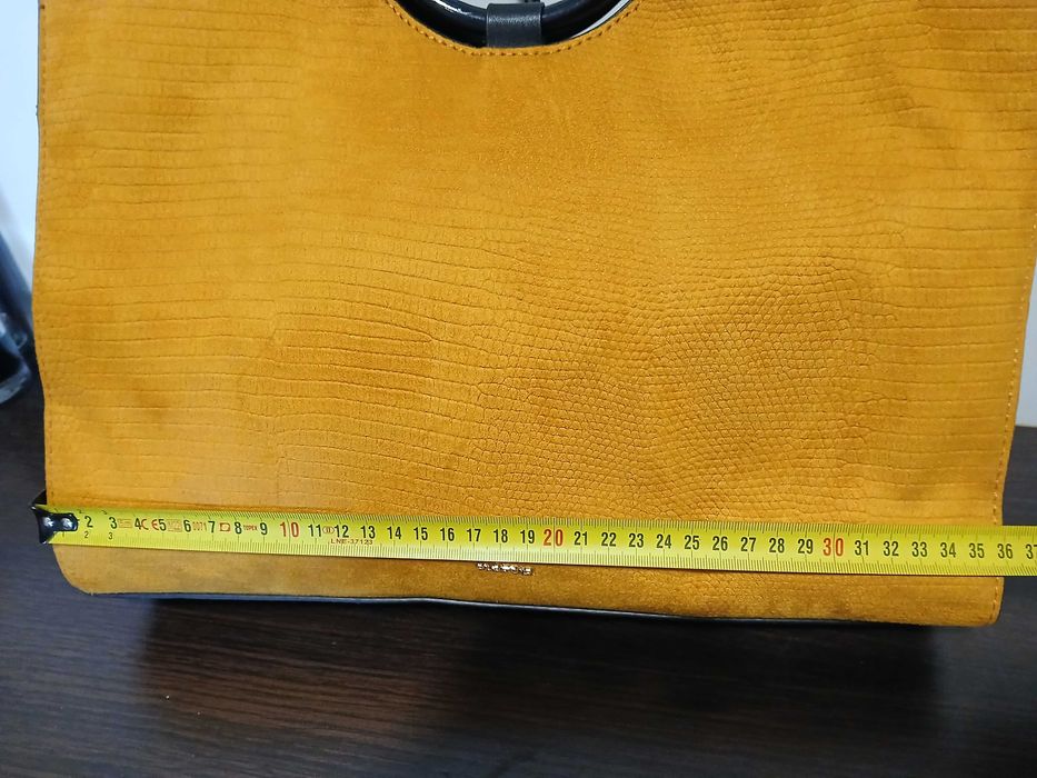 Продавам дамска чанта Parfois