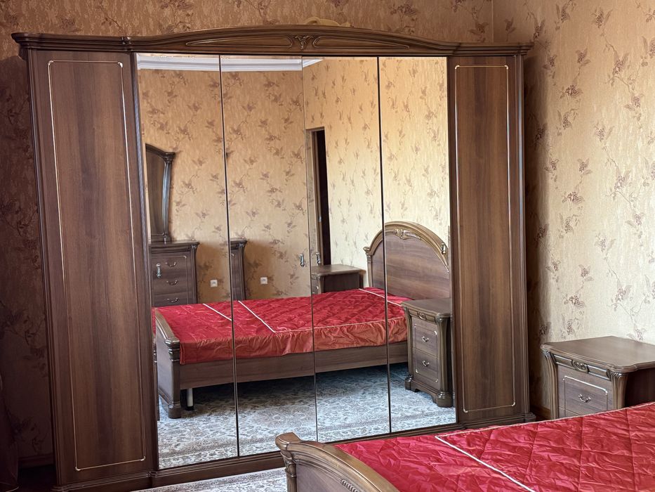 Спальный гарнитур СРОЧНО