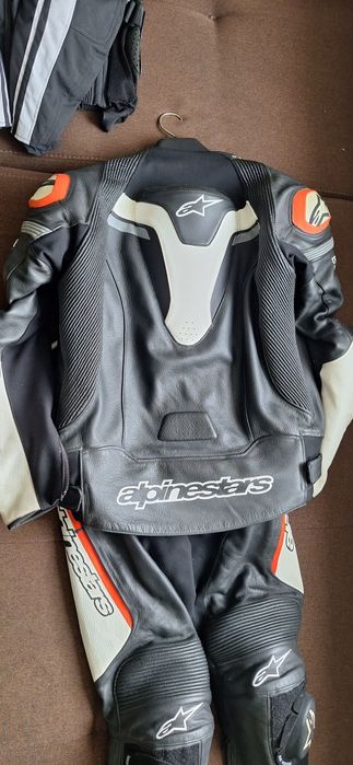 Costum , echipament moto alpinestars