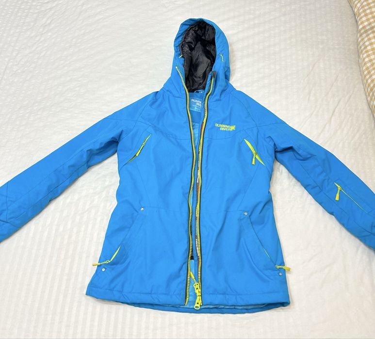 Куртка горнолыжная