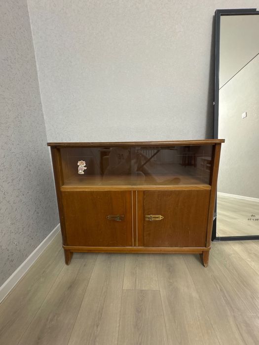 Продам деревянный комод