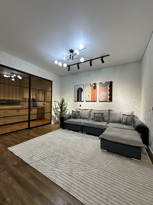 ЖК. Модерно. 3комнатная  с ремонтом.  82м2 ул. ШРуставели