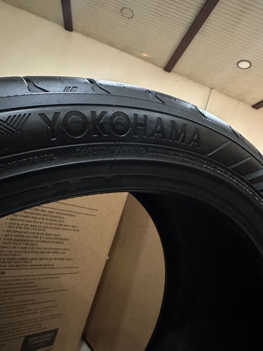 Шины YOKOHAMA 305/35 R23 2024г