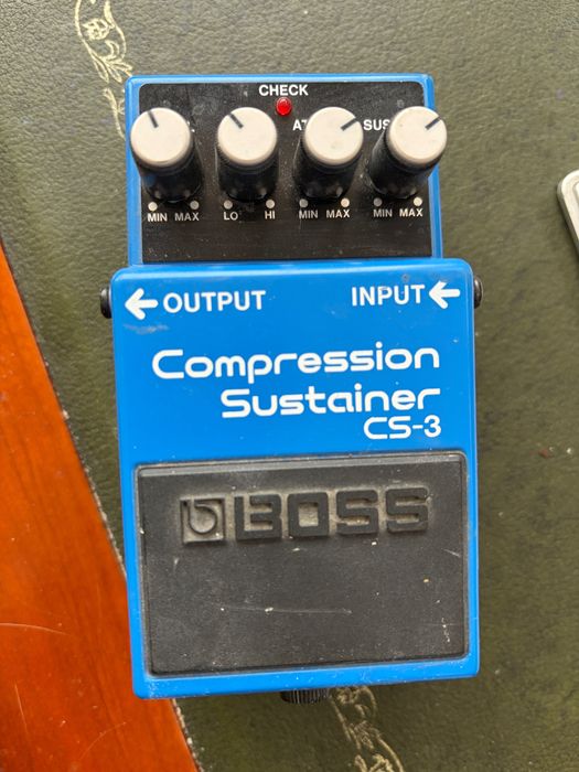 Гитарный компрессор Boss CS-3