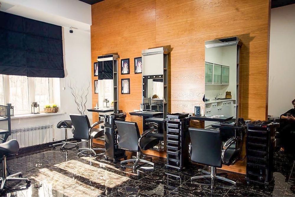 Сдаётся кресло ддя парикмахера