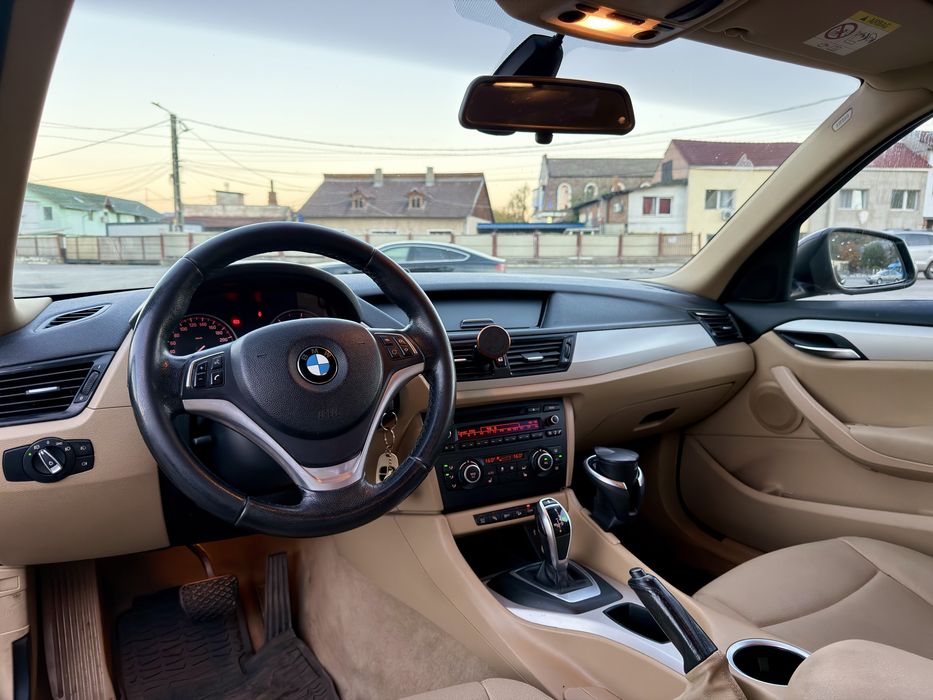 BMW X1 2014 — imagine 5