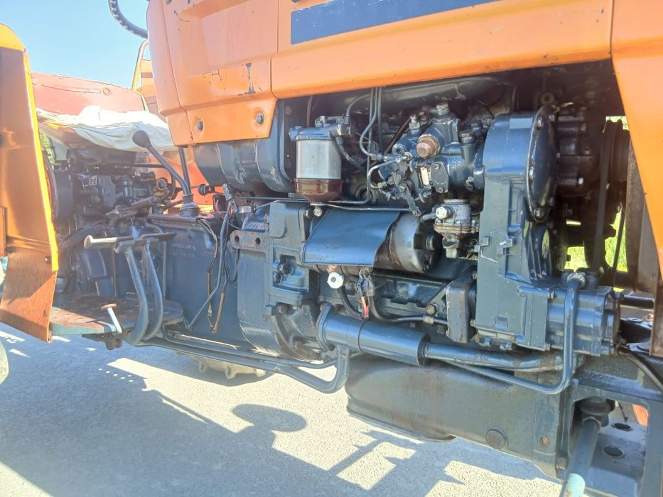 Tractor Fiat 450 45 cp în 3 cilindri, cutie cu doua manete recent adus