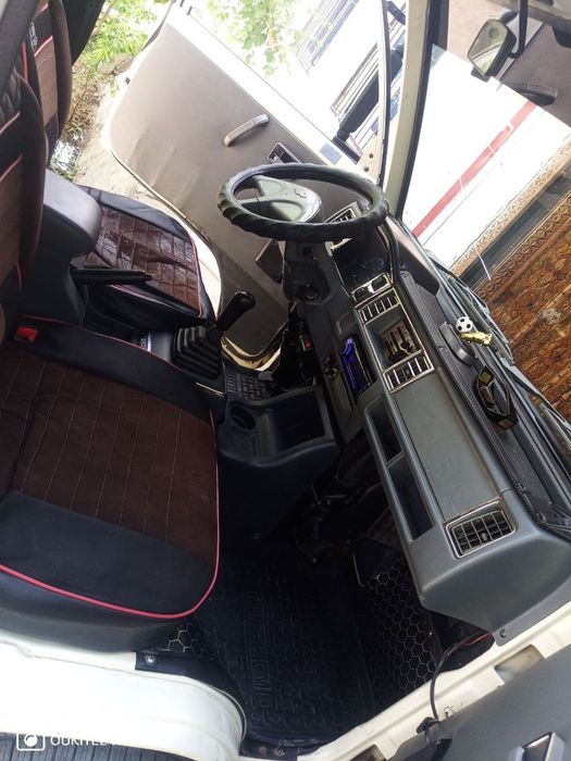 Дамас сотилади срочно