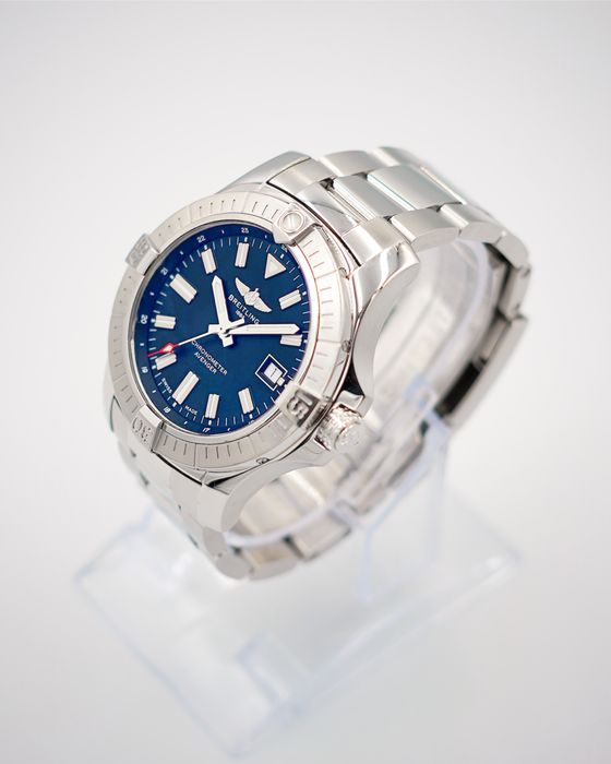 Breitling Avenger 43