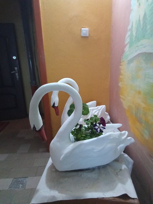 Продам вазоны для улицы