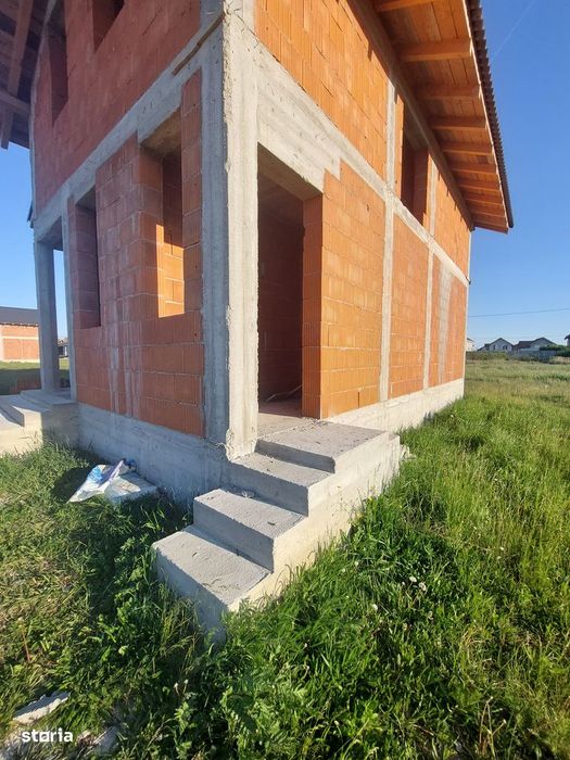 Cihei - Casă în roșu, toate utilitățile