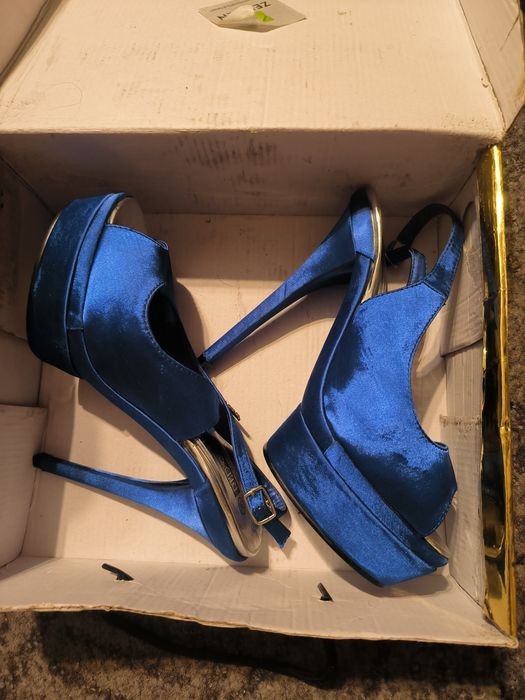 Pantofi damă stare bună