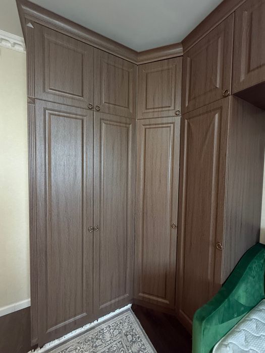 Продам встроенный шкаф