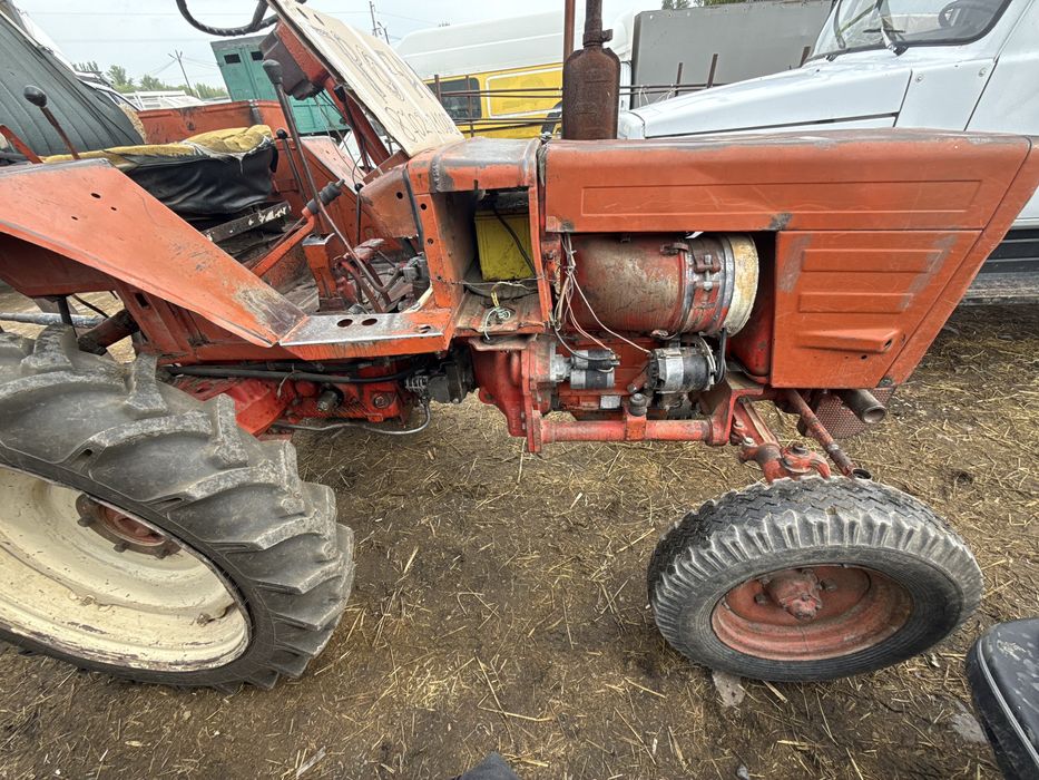 Трактор т25 на полном ходу