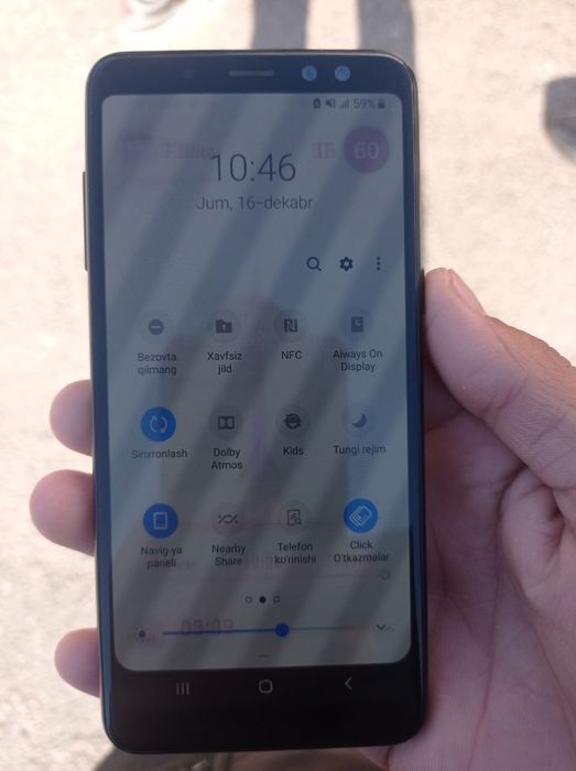 Samsung A8 4/32.