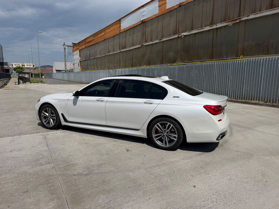 Vand BMW seria 7 g11 doi litri benzina hibrid