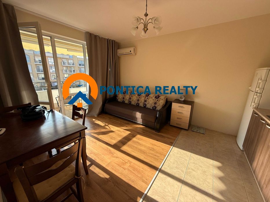 Двустаен апартамент в Равда