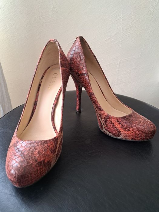 Дамски обувки Guess